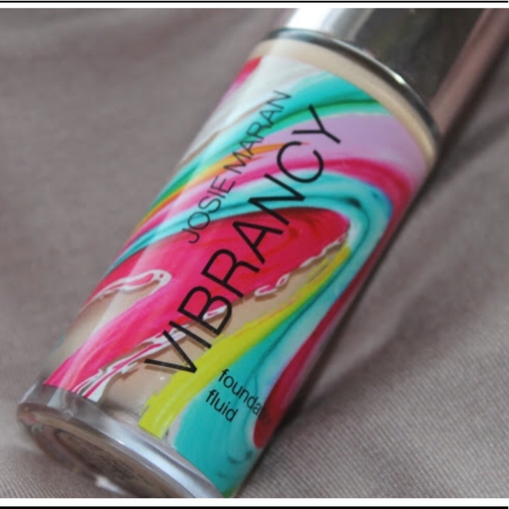Josie Maran Vibrancy Foundation New